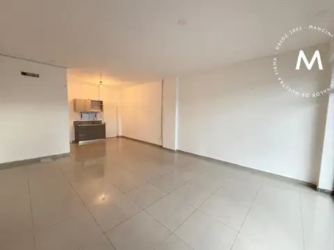 Local en Alquiler en Villa Ballester, $ 1.000.000
