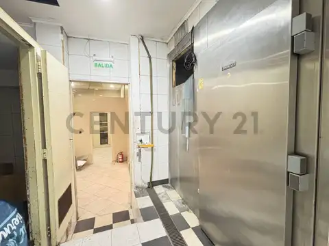 Alquiler Oficina 687 m² – Edificio Histórico en Galería Güemes, Vista a Calle Fl