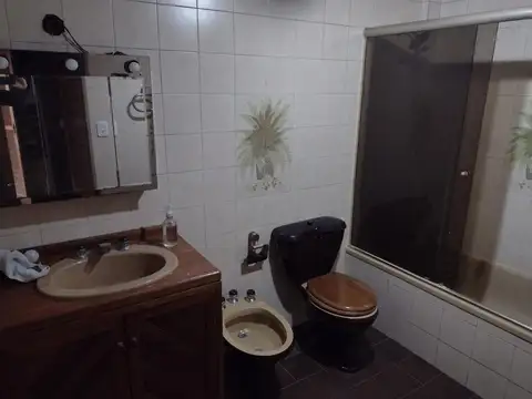 Alquiler departamento 4 amb con dep. cochera en Ramos Mejia