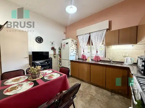 Casa 3 ambientes con 1 baño