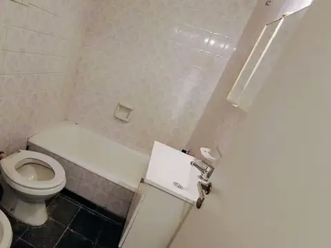 Venta depto 2 ambientes  balcón colegiales