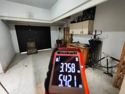 Casa 7 ambientes con 4 baños