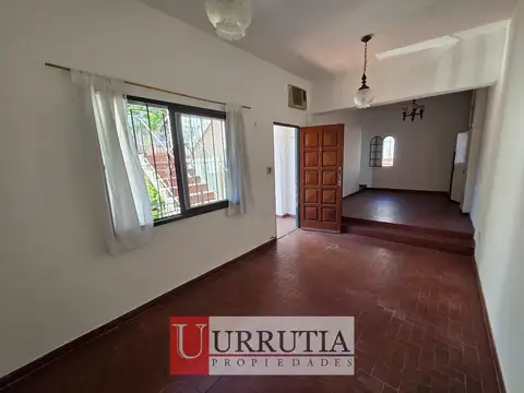 Caseros 1800, Piso 1