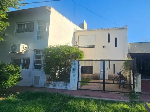Casa a reciclar en venta