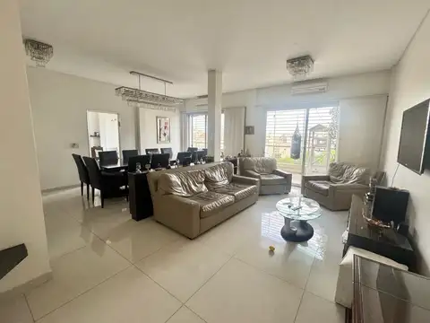 Departamento en Venta de 5 ambientes
