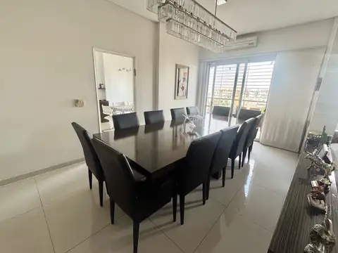 Departamento en Venta de 4 dormitorios