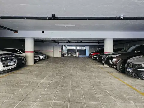 VENTA COCHERAS EN BLOCK 1100 M2 STA RITA ESTRENAR