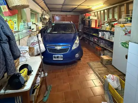 Casa 5 ambientes con 2 baños