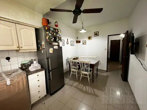 Casa 5 ambientes con 2 baños