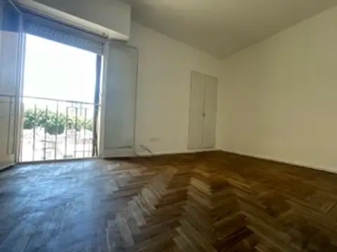 Departamento en Alquiler en Villa Luro, $ 360.000