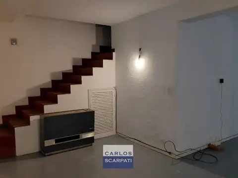 Depto Tipo Casa 4 ambientes con 1 baño