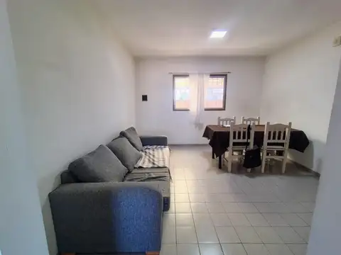 Casa 2 dormitorios frente a Parque Belgrano Neuquén