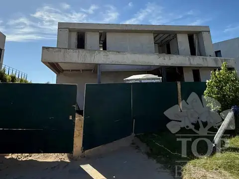 Casa Moderna a Estrenar en Venta, Laguna Grande, Villanueva, Tigre