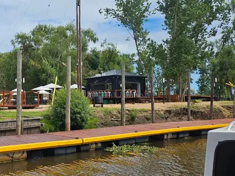 Terreno en Venta 20  mts Frente