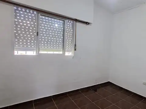 Depto Tipo Casa en Alquiler 40 años