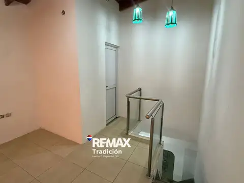 Casa 5 ambientes con 4 baños