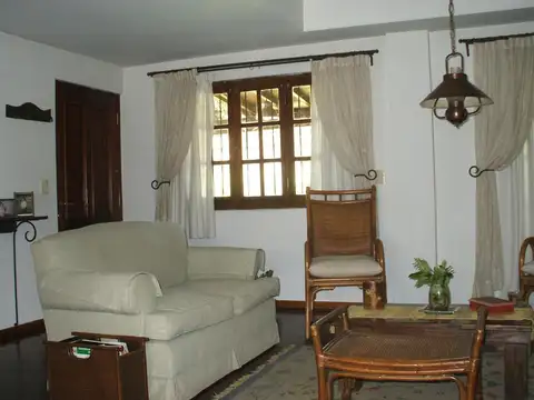 Florencio Varela  al 1300