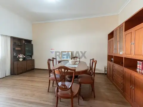 Casa funcional sobre terreno de 290 m2