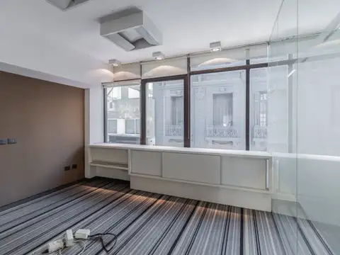 Sarmiento 1400 , Piso 3