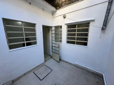 Casa en Alquiler en Echesortu, $ 600.000