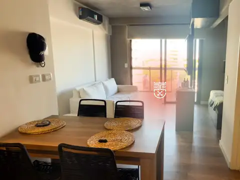 Ver Video - Amoblado - Piso alto - Ambiente y medio