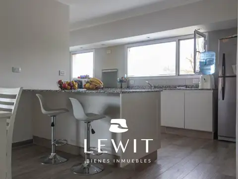 Casa en Alquiler en Neuquen, USD 3.500