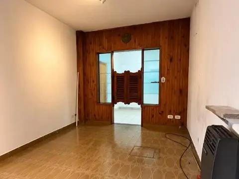 Depto Tipo Casa 3 ambientes con 1 baño