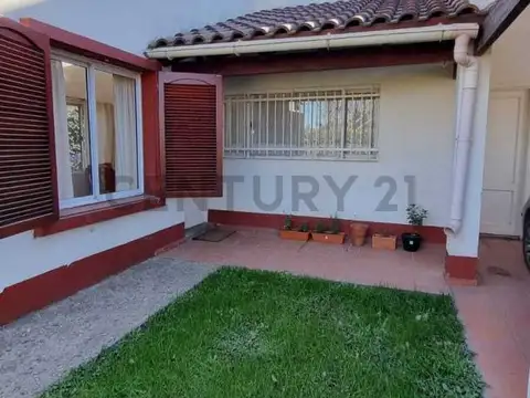 Cornelia Heinich 400, Piso 0