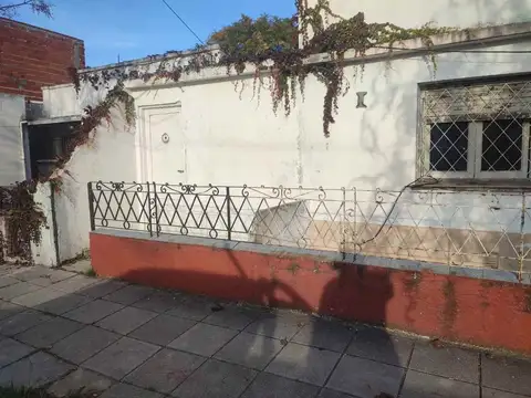 Depto Tipo Casa en Venta en Quilmes Oeste, USD 50.000