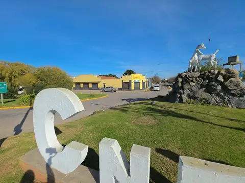 Local en Venta en Coronel Vidal, USD 256.000