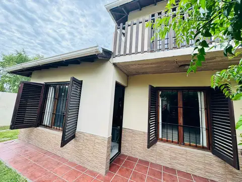Casa en Venta con 1 cochera