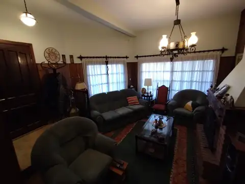 Casa en Venta en Jose Marmol, USD 160.000