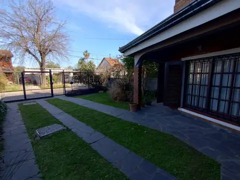 Cdoro C Ramirez 2500