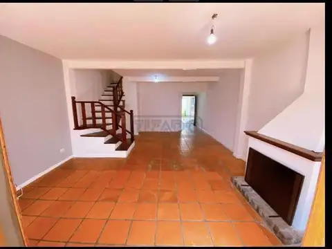 Casa 7 ambientes con 3 baños