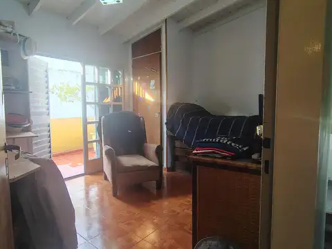 Depto Tipo Casa en Venta 40 años