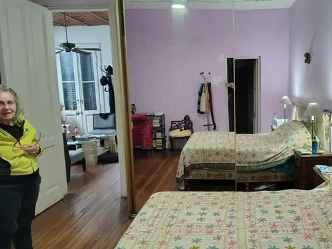 Depto Tipo Casa en Venta en Chacarita, USD 220.000