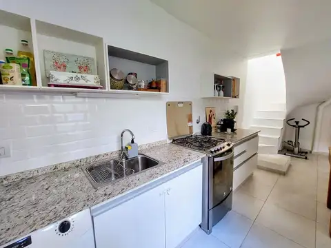 Depto Tipo Casa 3 ambientes con 2 baños