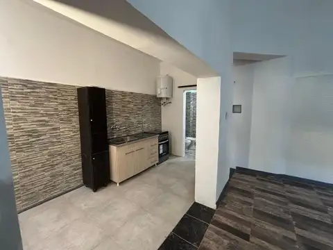 Depto Tipo Casa Monoambiente con 1 baño