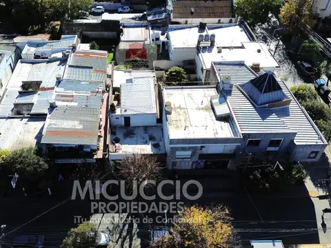 Casa 7 ambientes con 3 baños