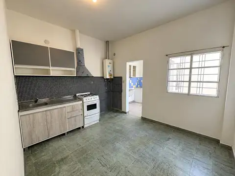 PH 3 AMBIENTES CON 2 PATIOS Y GRAN TERRAZA