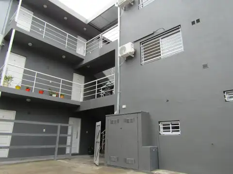 Departamento en Venta en Luis Guillon, USD 41.000
