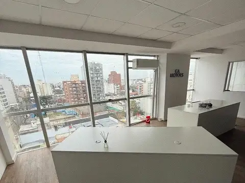 Oficina en Alquiler en Morón Sur, $ 1.700.000