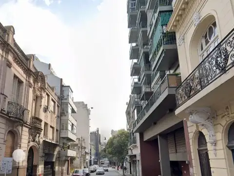 Chacabuco 900