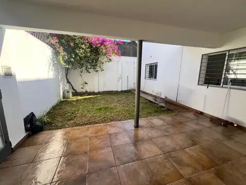 Casa en Venta en Azcuenaga, USD 125.000