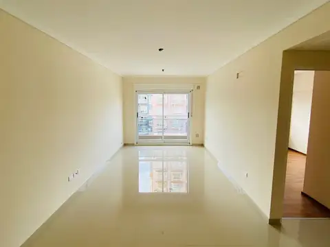 Departamento en Alquiler en Villa Ballester, $ 785.000