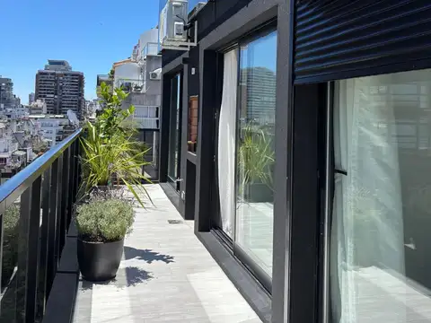 Cabello 3400, Piso 12