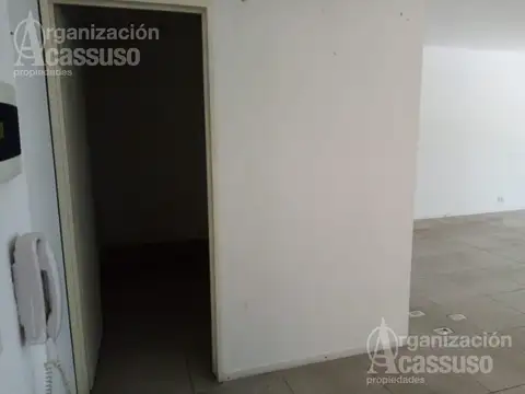 Lomas de San Isidro - Oficina Venta