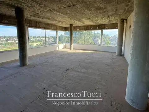Oficina en Venta con 1 cochera