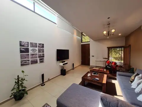 Casa en Alquiler en Lujan de Cuyo, USD 2.200