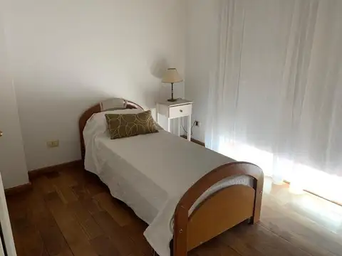 Muy lida casa en Golfers Country Club